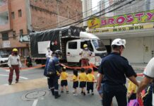 Bomberos Sabaneta controlan fuga de gas cerca de jardín infantil Bomberos Sabaneta controlan fuga de gas cerca de jardín infantil - Sabaneta Hoy