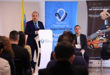 Gobierno y sector empresarial unidos por la seguridad vial del país
