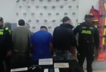 Fueron capturados tres delincuentes que robaron a pasajeros de un bus de Sabaneta