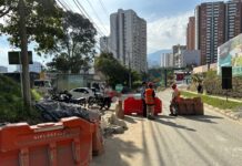 Residentes de dos unidades en Sabaneta se quejan por trabajos que afectan el ingreso a sus viviendas