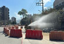 Por rompimiento de un tubo de gas en Sabaneta tuvieron que cerrar la Carrera 43A