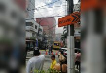 Los bomberos atendieron incendio en un taller de motocicletas en Sabaneta