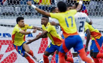 Colombia goleó a Panamá y pasó a semifinales