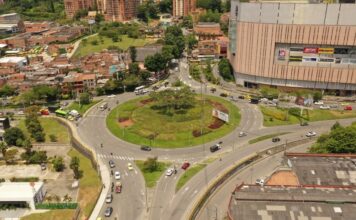 Firman convenio que busca construir intercambio vial en la glorieta de Mayorca