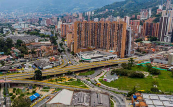 ¡Sabaneta estrena parque y lo abre para toda la gente! Sabaneta estrena parque